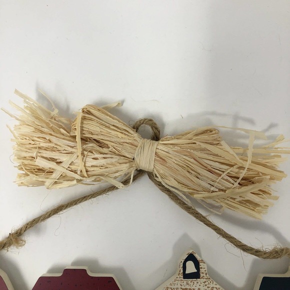 Avon Country House Wall Decoration with 4 Hooks Farmhouse Cottage Vintage New - Picture 2 of 8